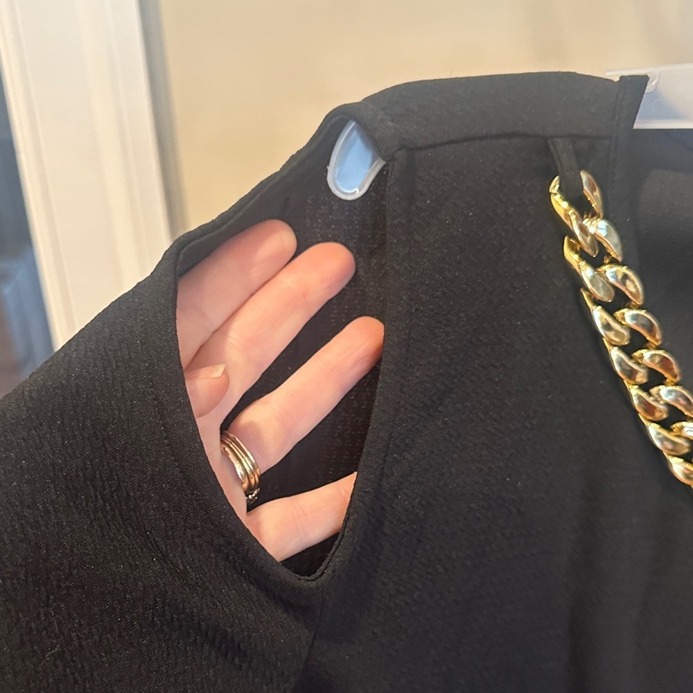 Stylish Black Blouse with Gold Chain Accent - Picture 4 of 4